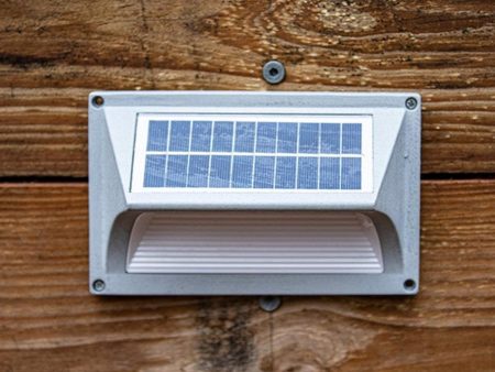 Outdoor Solar LED Step Light Supply